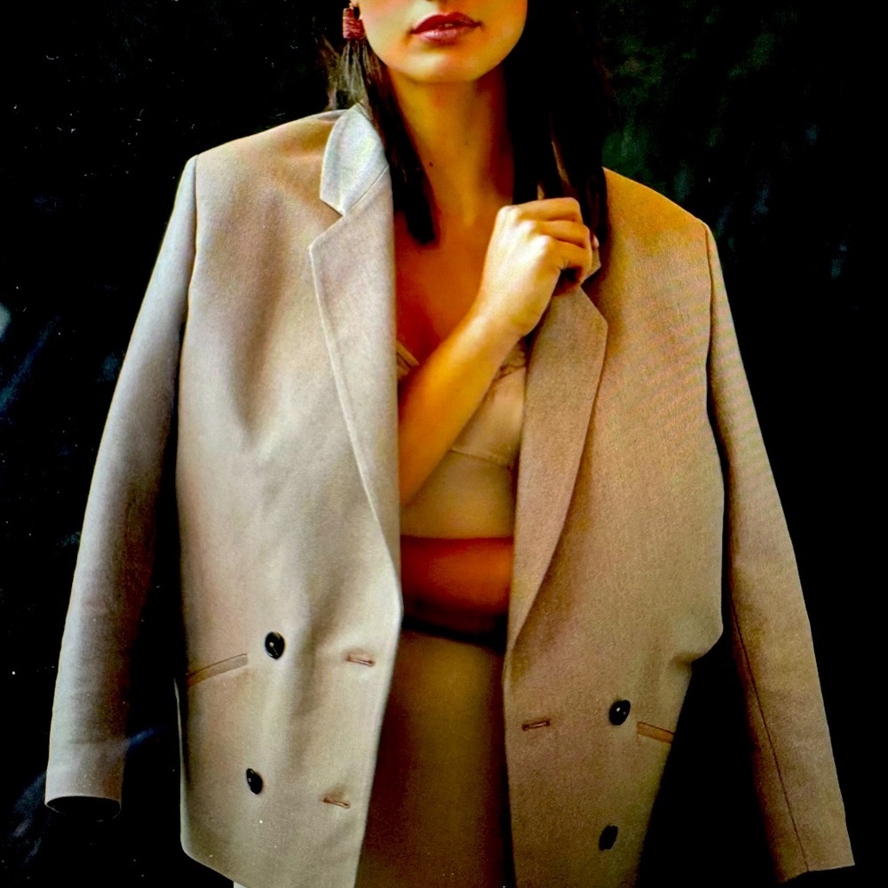 Closed Blazer